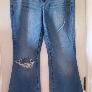American Eagle - Super high-rise flare jeans